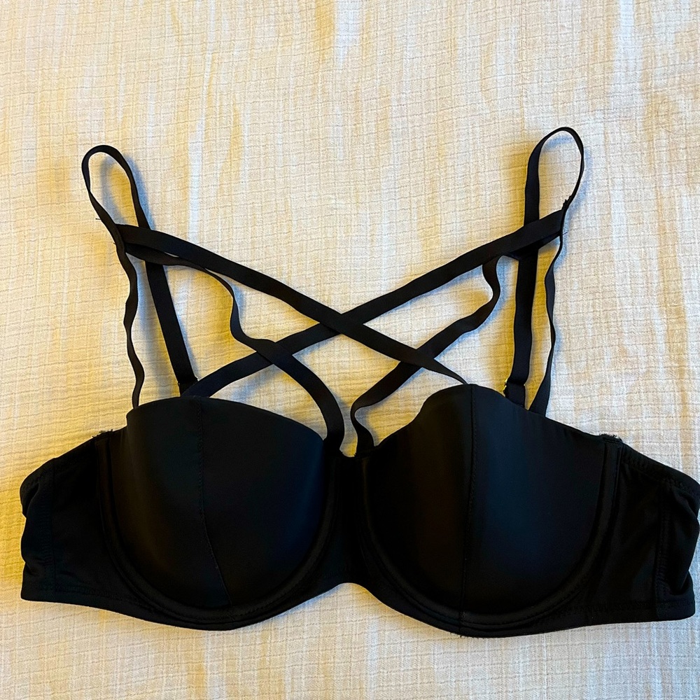 Crisscross Black Adore Me Bra size 36B
